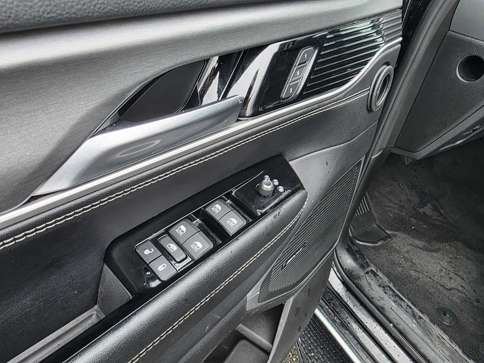 2025 Jeep Wagoneer L Series II