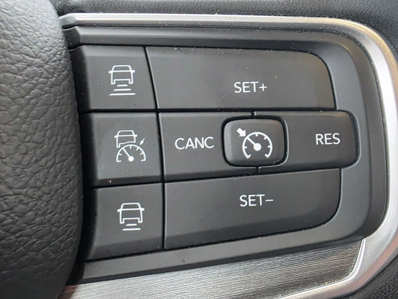 2025 Jeep Wagoneer L Series II