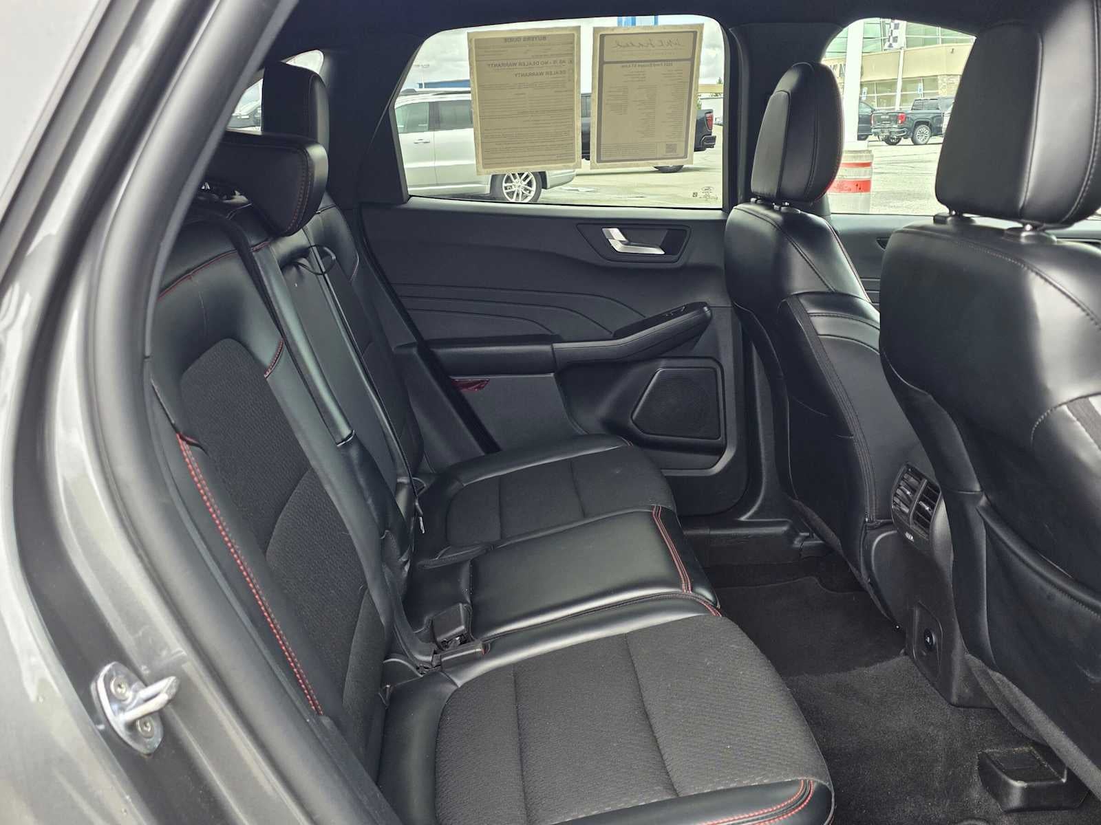 2025 Ford Escape ST-Line Select
