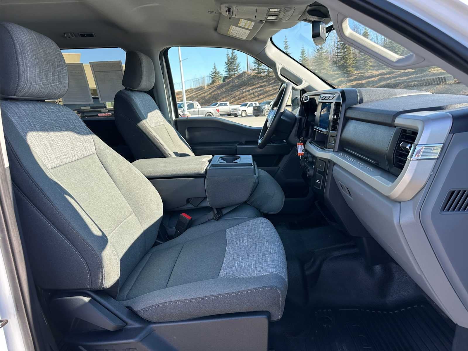 2023 Ford Super Duty F-350 SRW XL