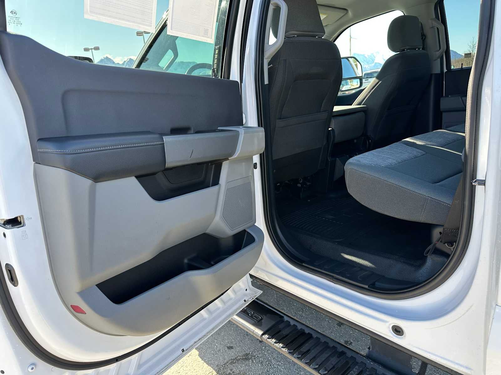 2023 Ford Super Duty F-350 SRW XL