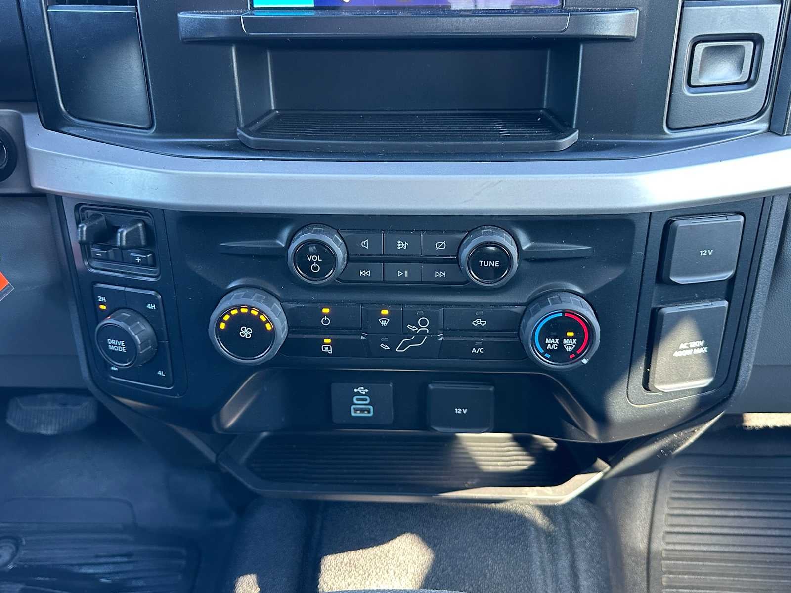 2023 Ford Super Duty F-350 SRW XL
