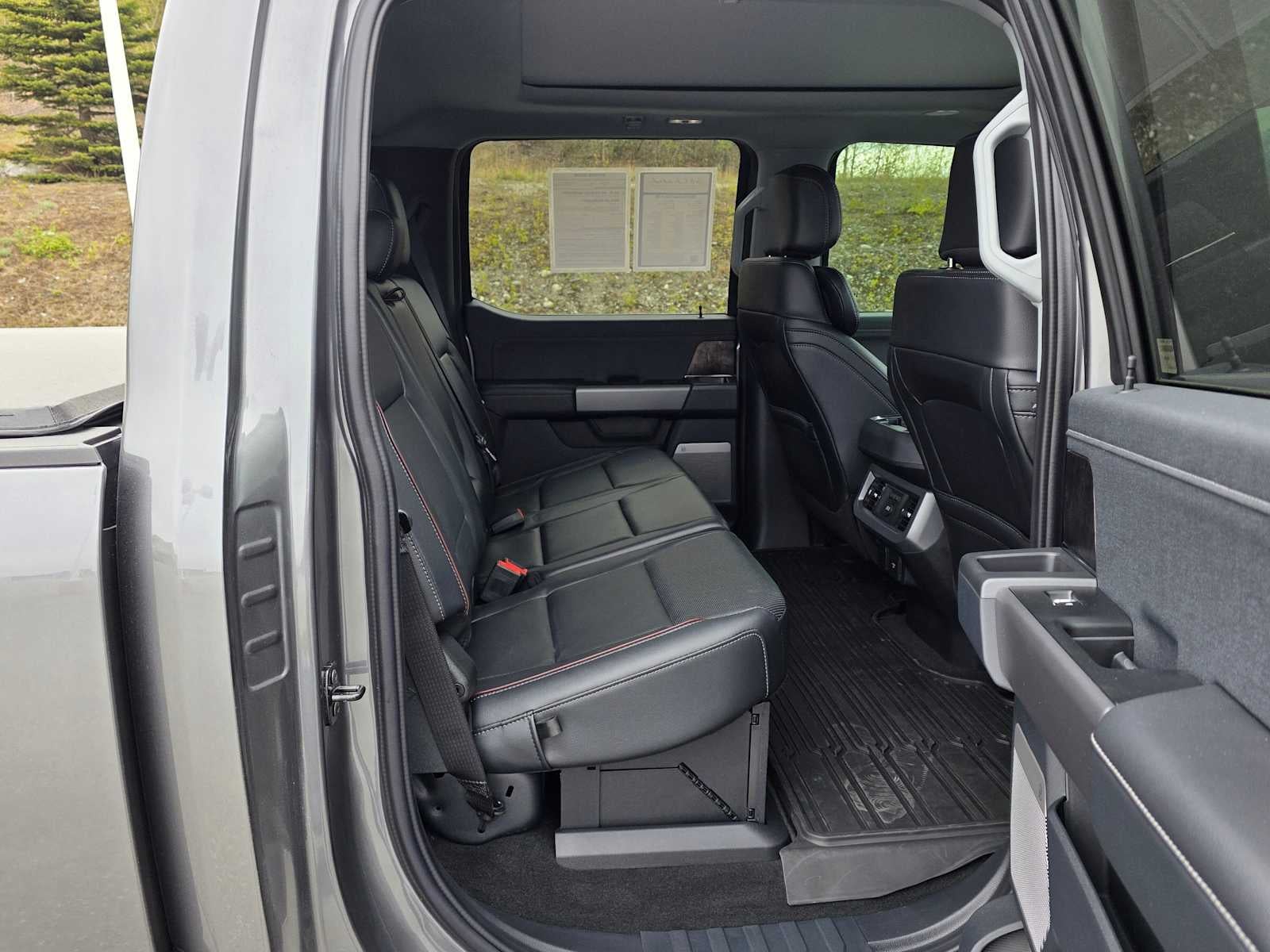 2024 Ford Super Duty F-350 SRW XL