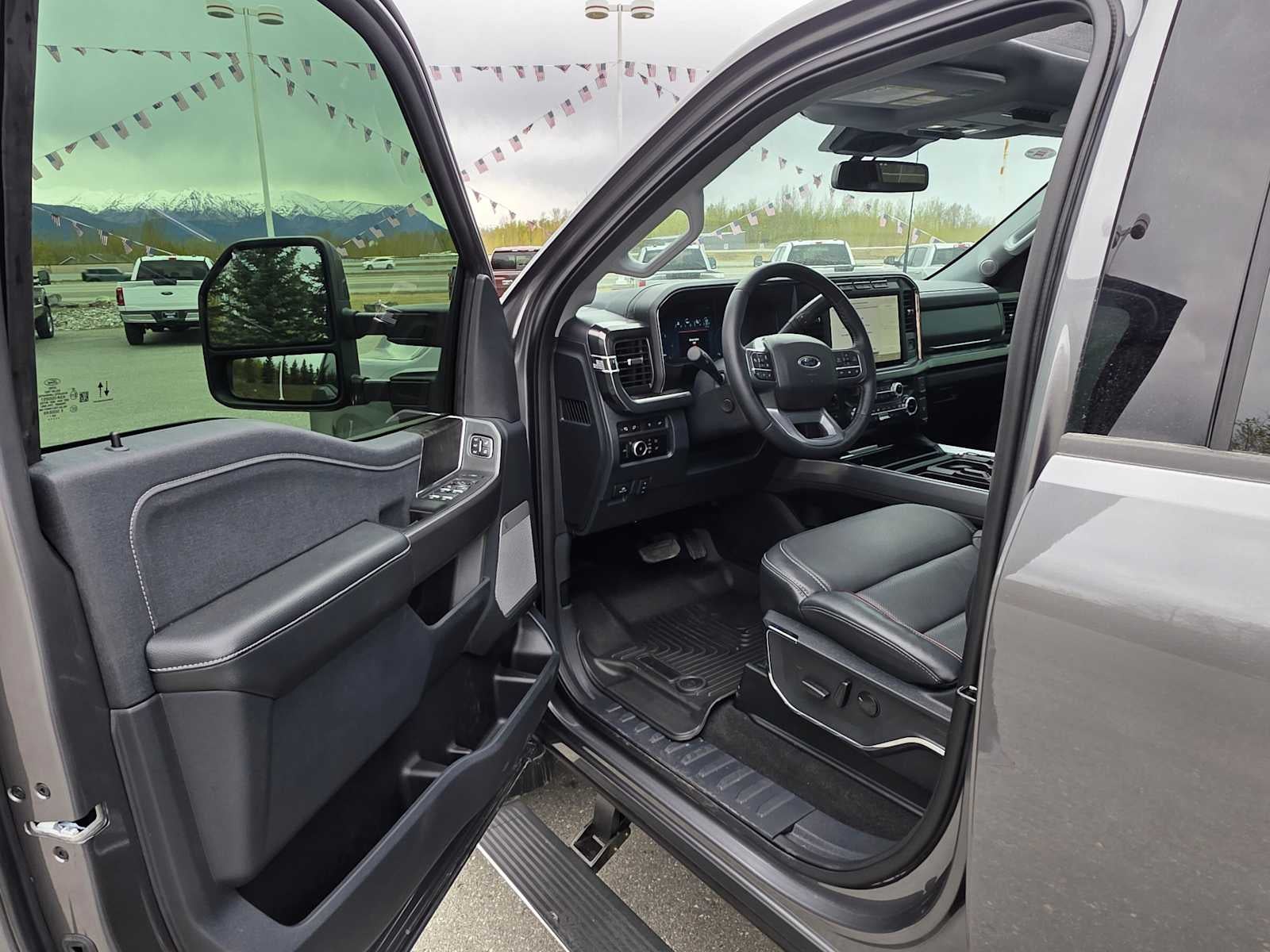 2024 Ford Super Duty F-350 SRW XL