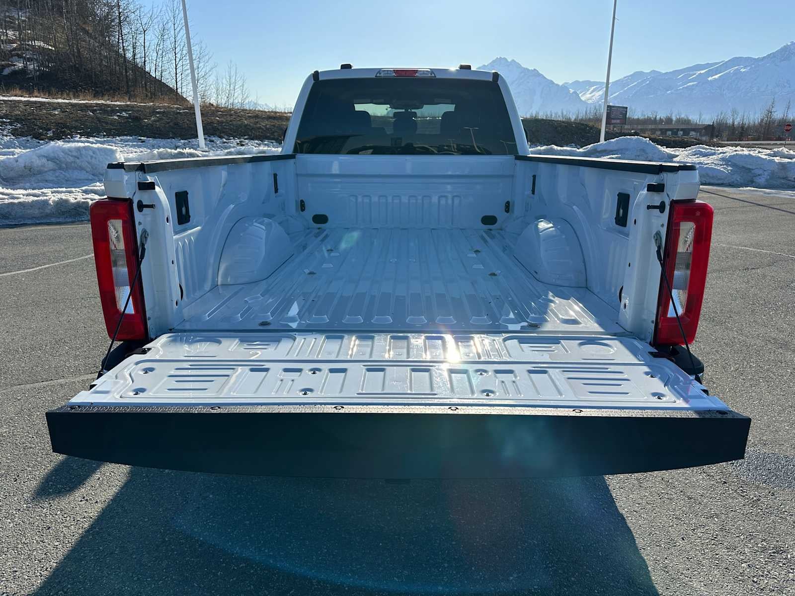 2023 Ford Super Duty F-350 SRW XL