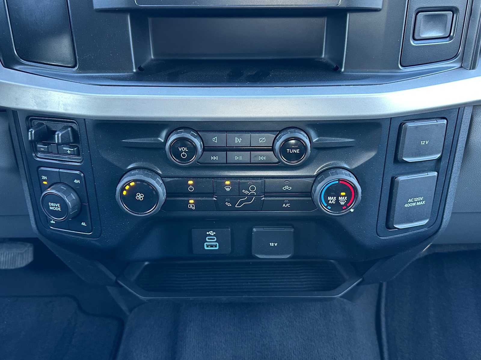 2023 Ford Super Duty F-350 SRW XL