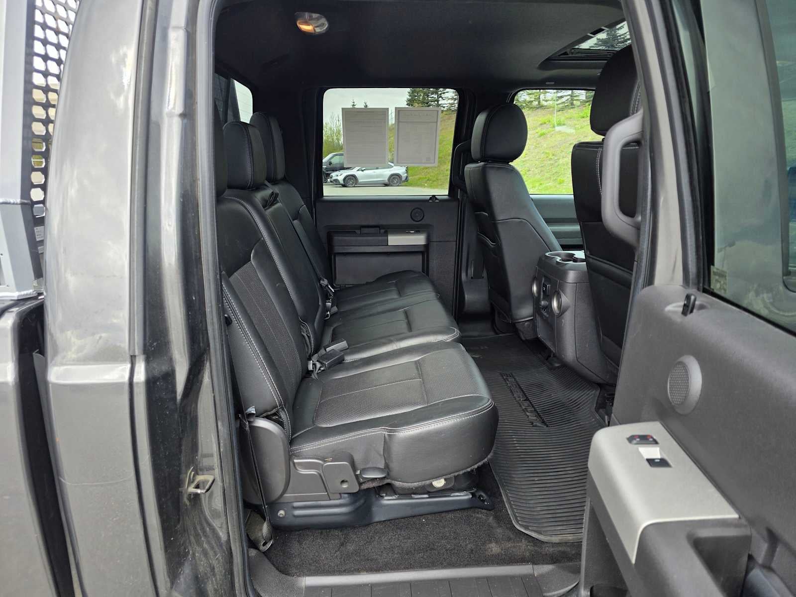 2015 Ford Super Duty F-350 DRW Lariat
