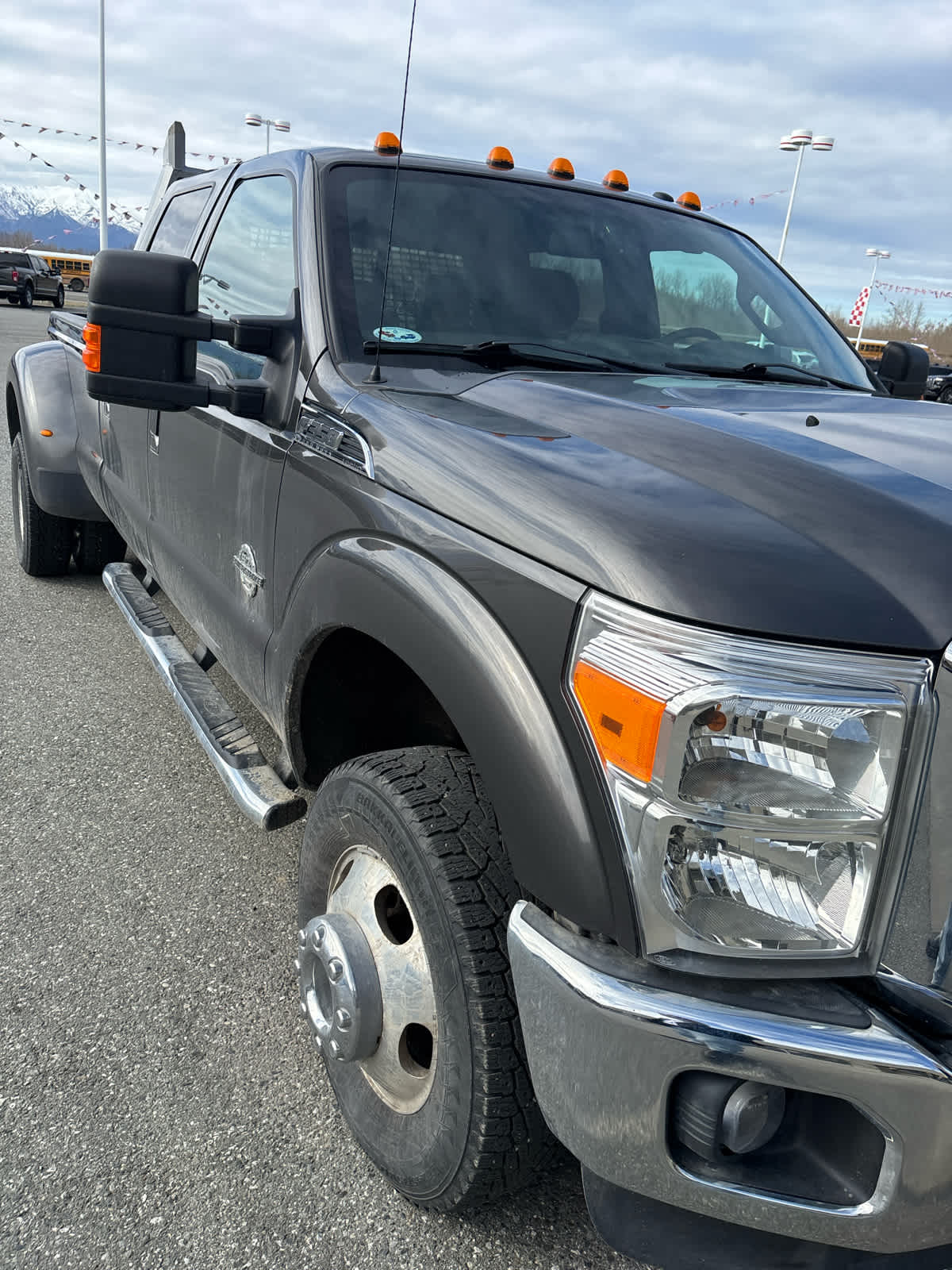 2015 Ford Super Duty F-350 DRW Lariat