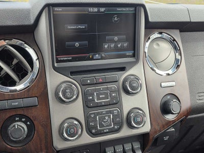 2015 Ford Super Duty F-350 DRW Lariat