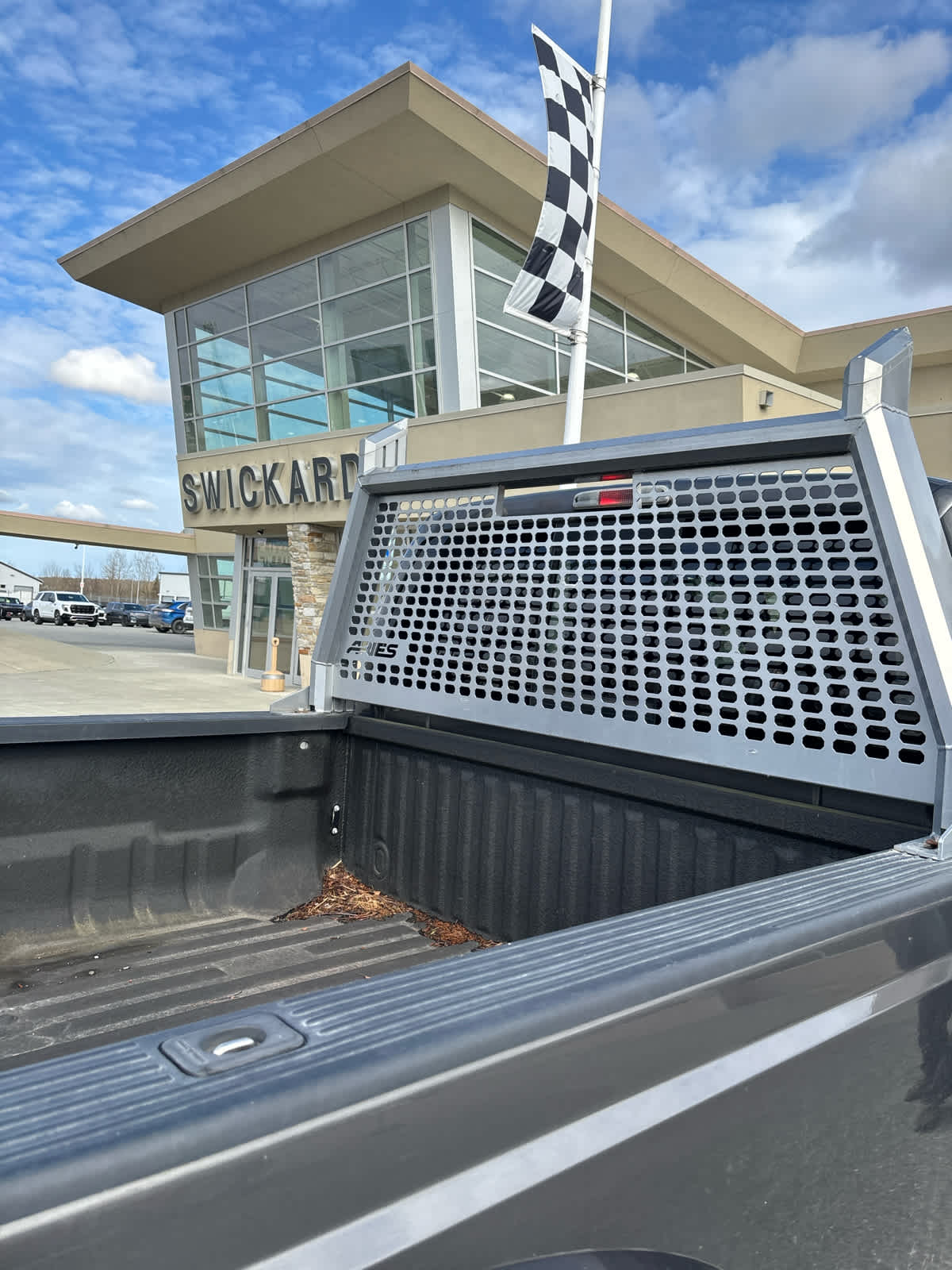 2015 Ford Super Duty F-350 DRW Lariat