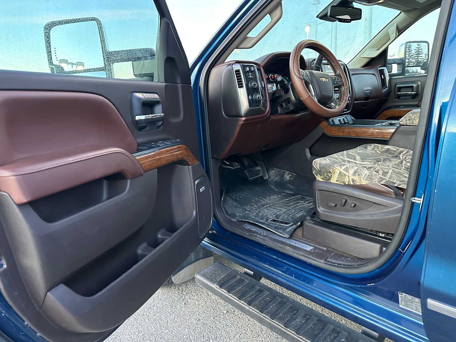 2015 Chevrolet Silverado 3500 HD High Country