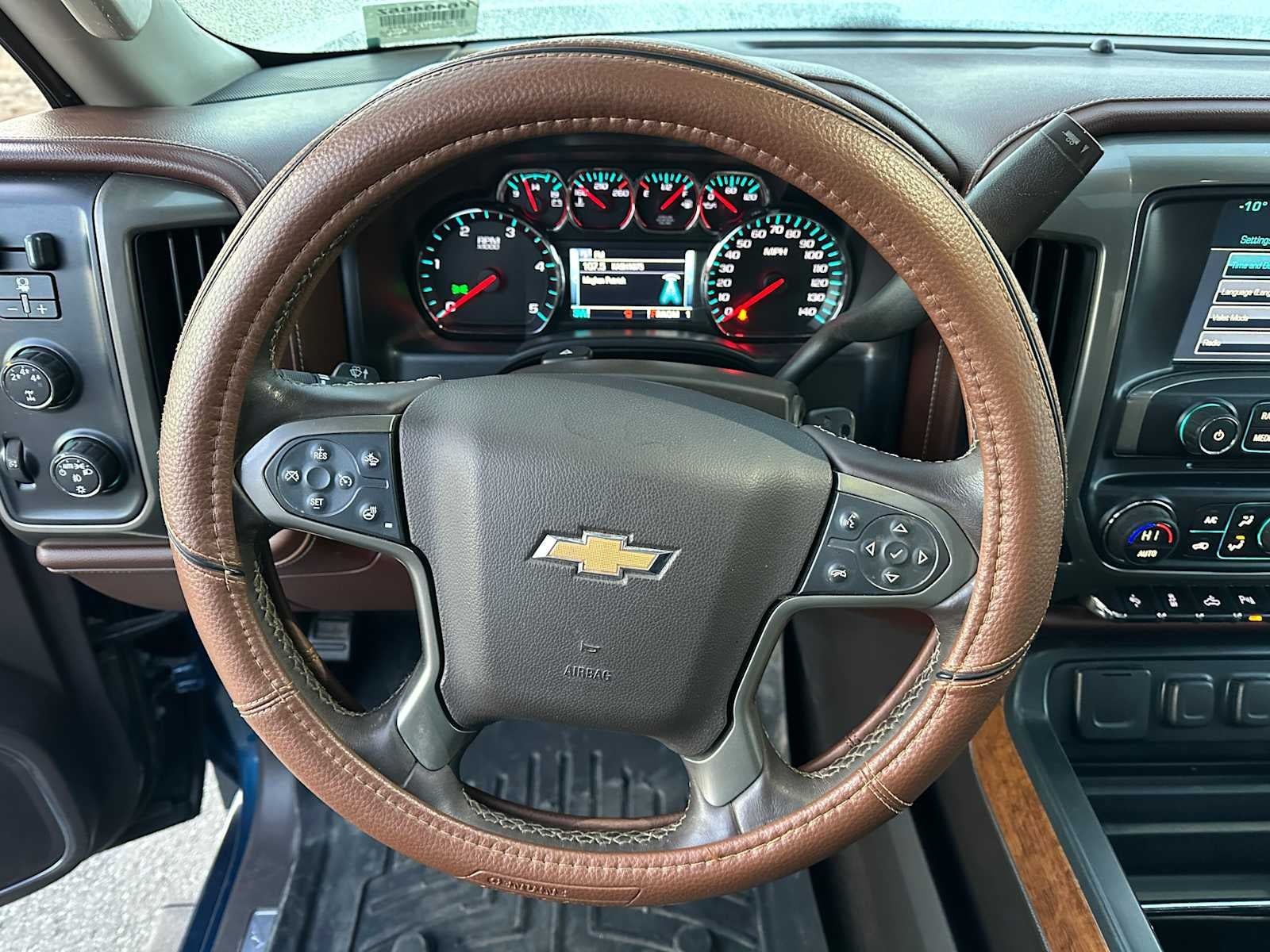 2015 Chevrolet Silverado 3500 HD High Country