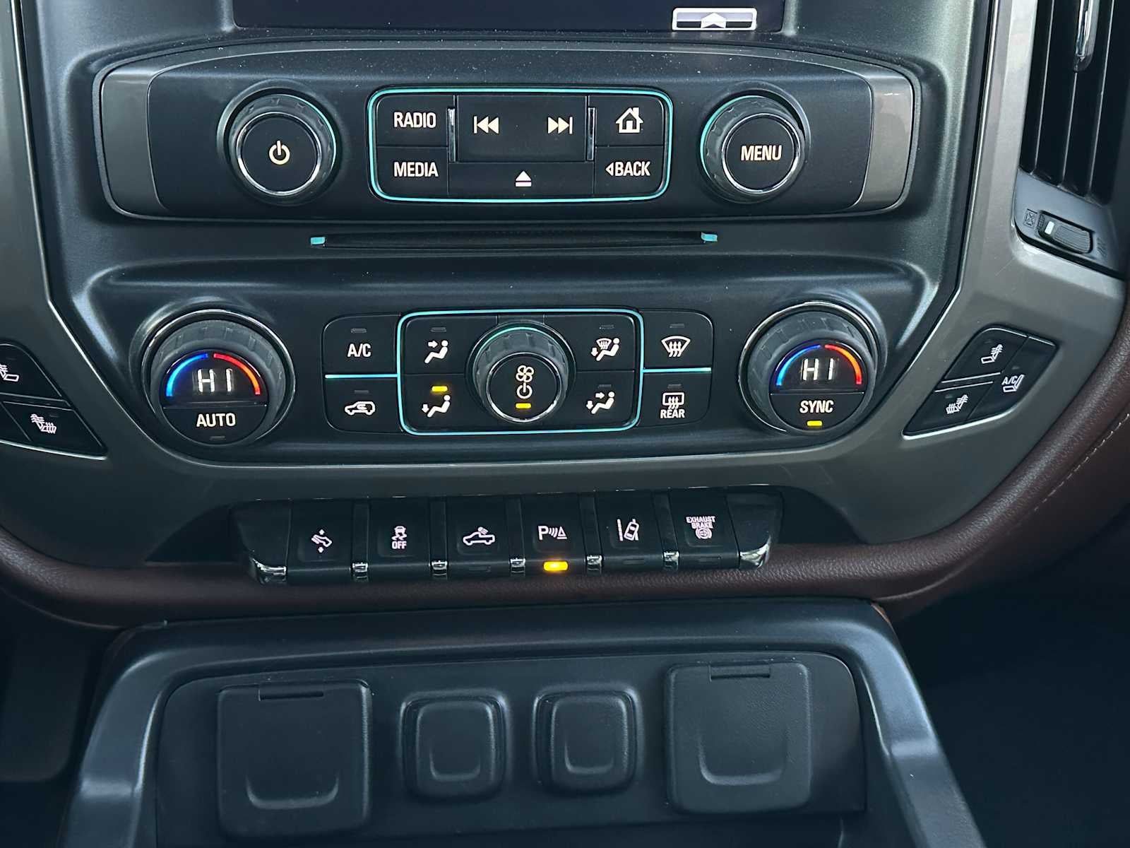 2015 Chevrolet Silverado 3500 HD High Country