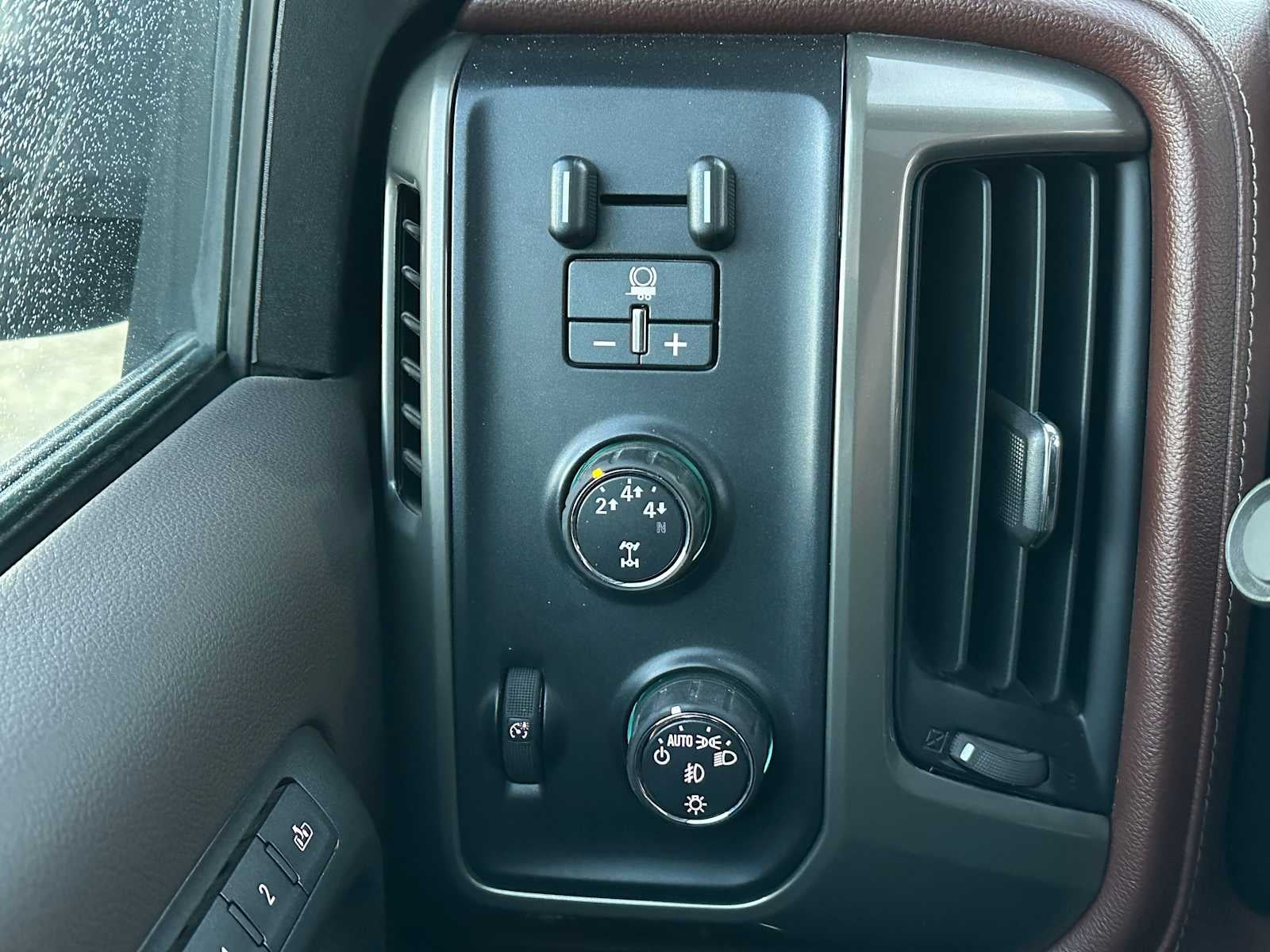 2015 Chevrolet Silverado 3500 HD High Country