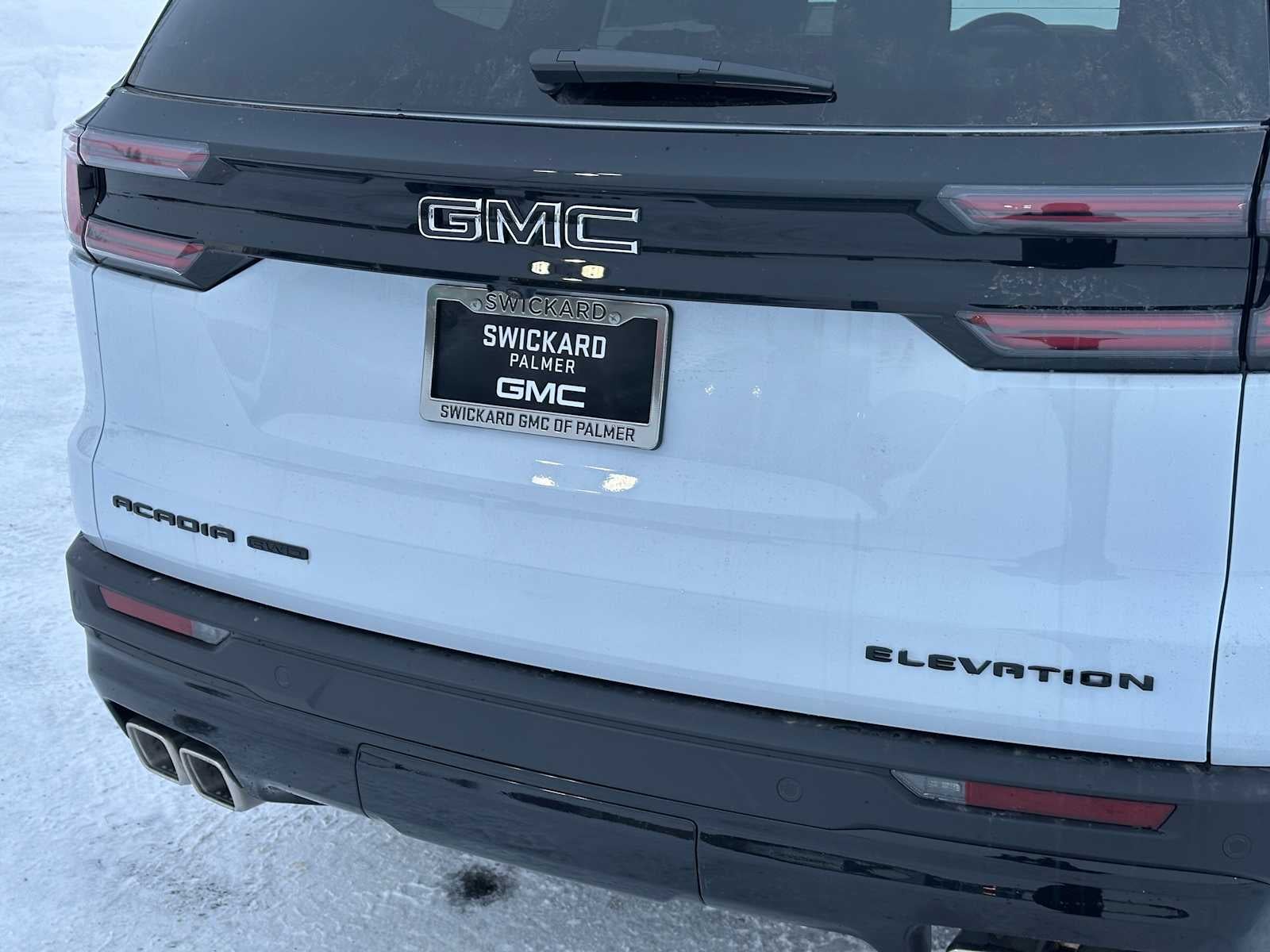 2026 GMC Acadia Elevation