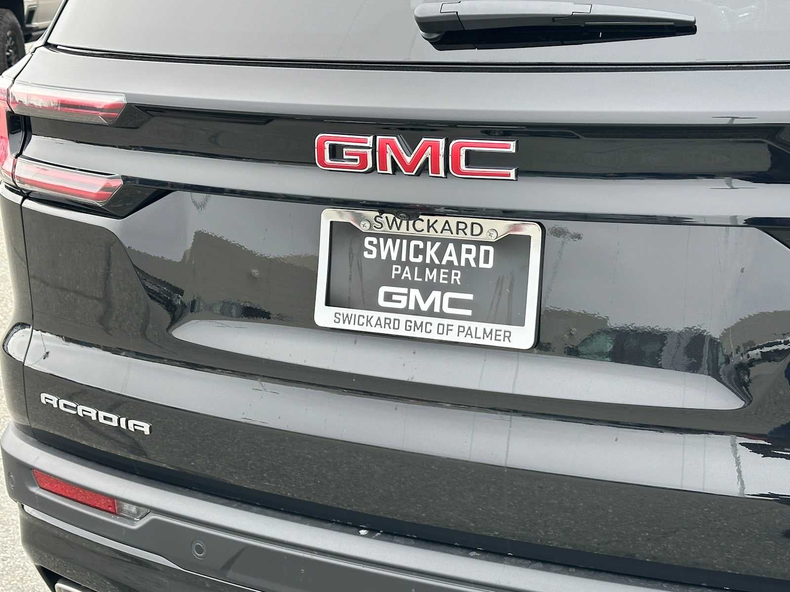 2026 GMC Acadia AT4