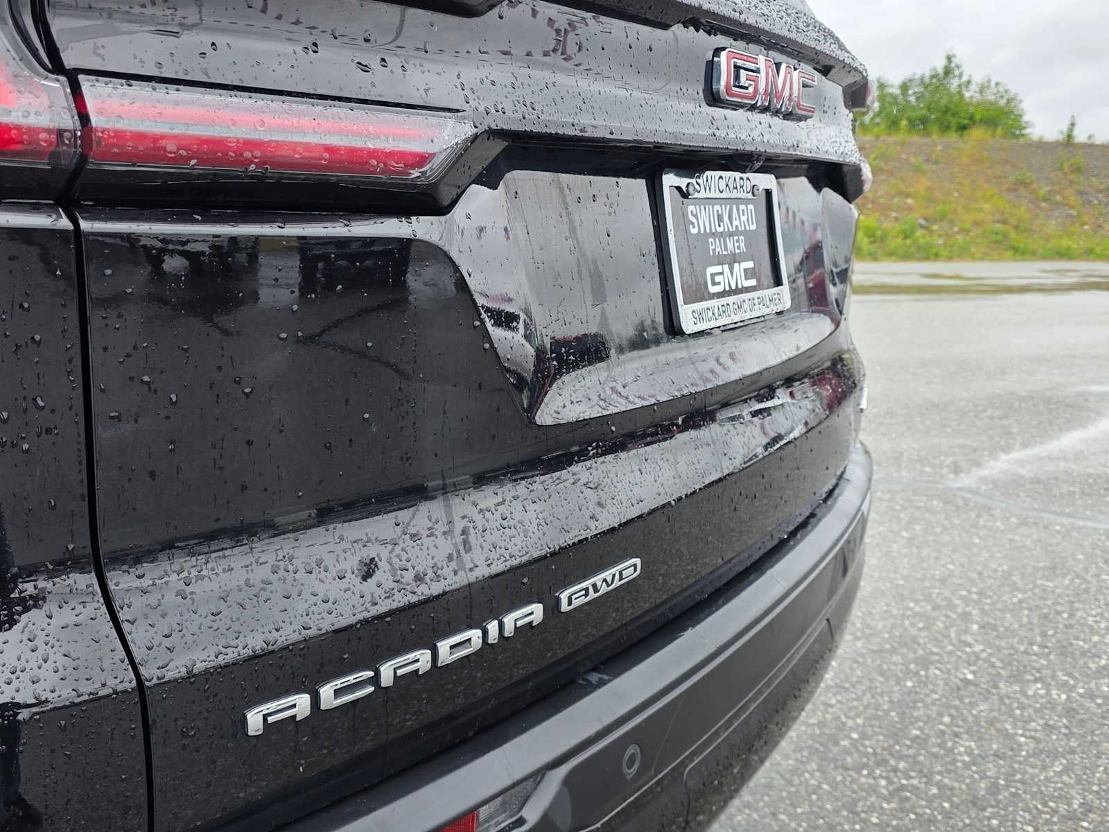 2025 GMC Acadia AT4