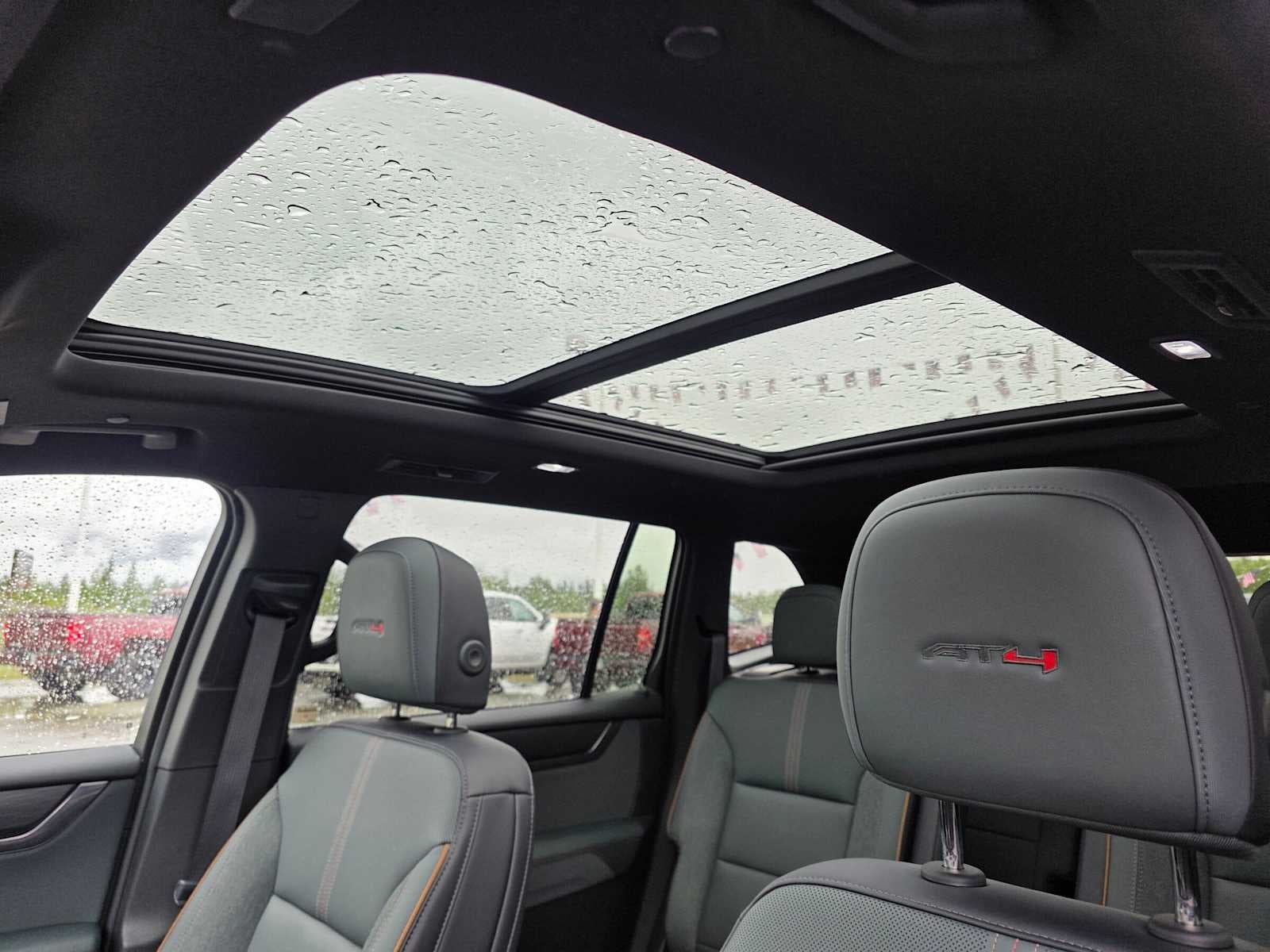 2025 GMC Acadia AT4