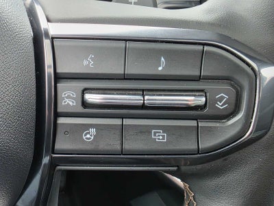 2025 GMC Acadia AT4