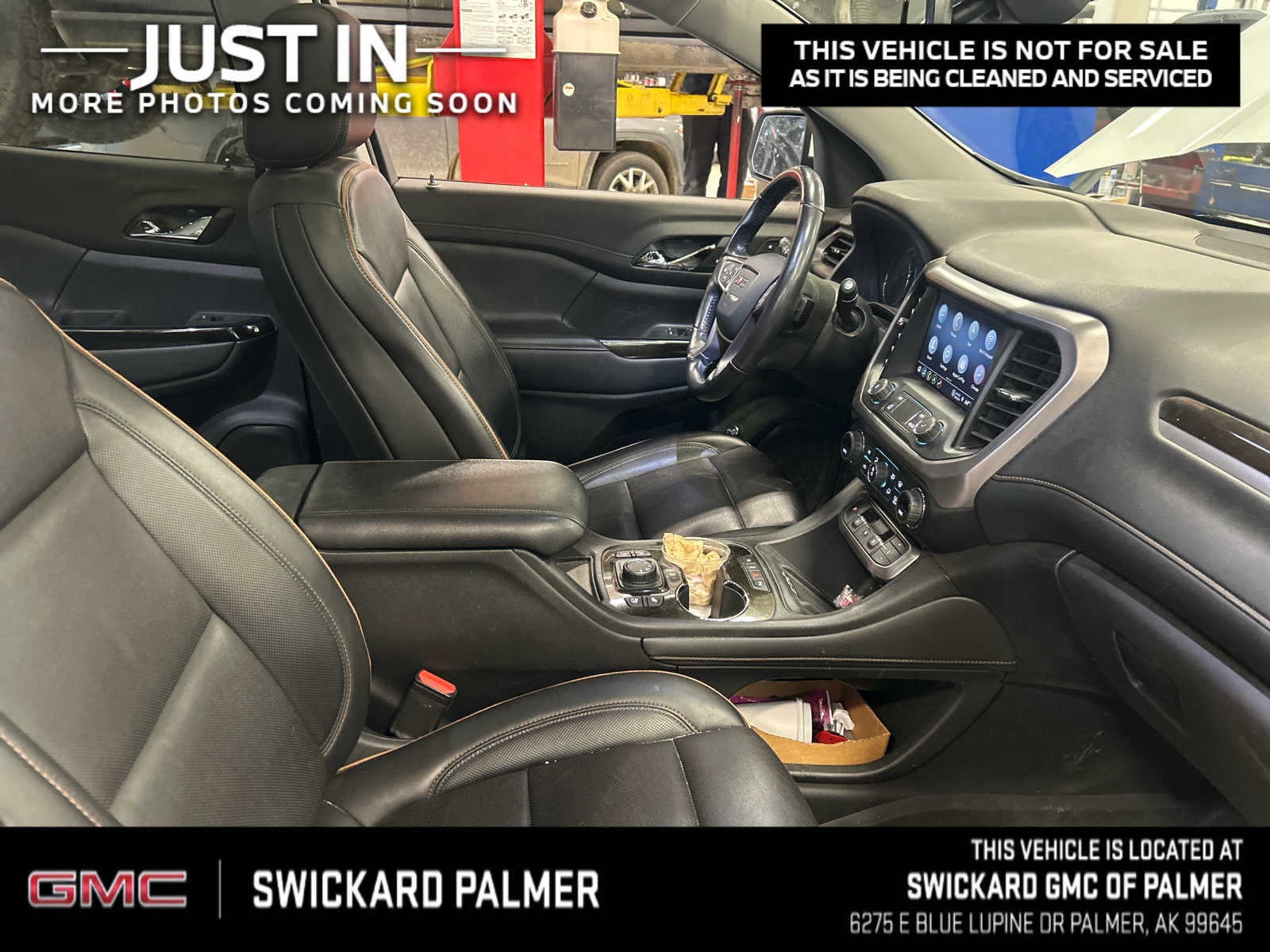 2021 GMC Acadia AT4