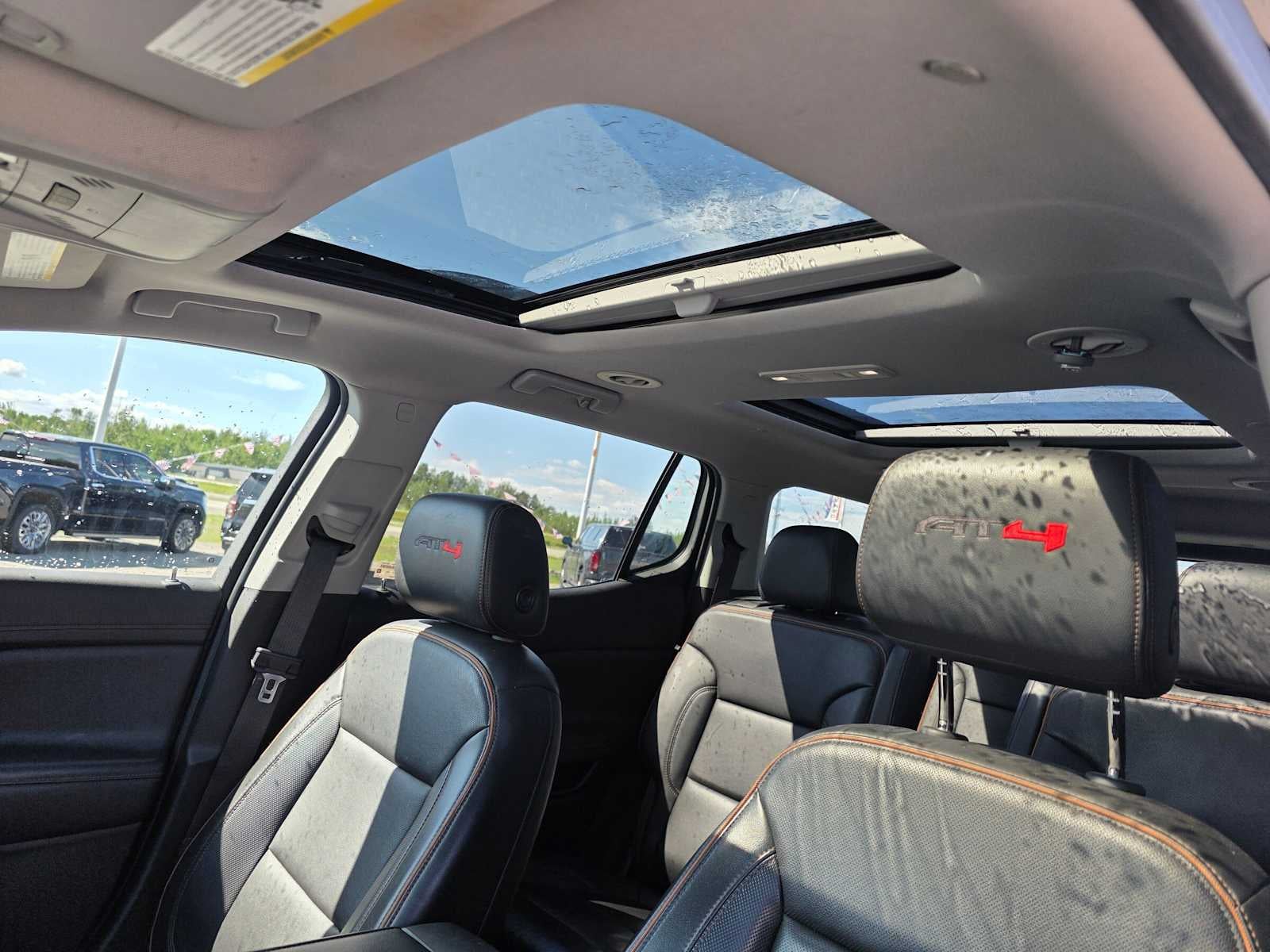 2023 GMC Acadia AT4