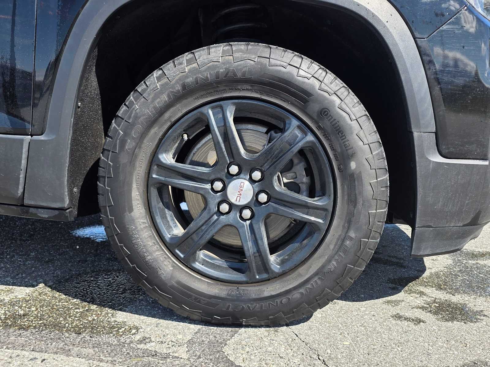 2023 GMC Acadia AT4