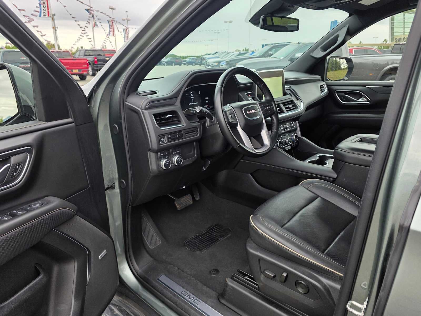 2024 GMC Yukon SLT