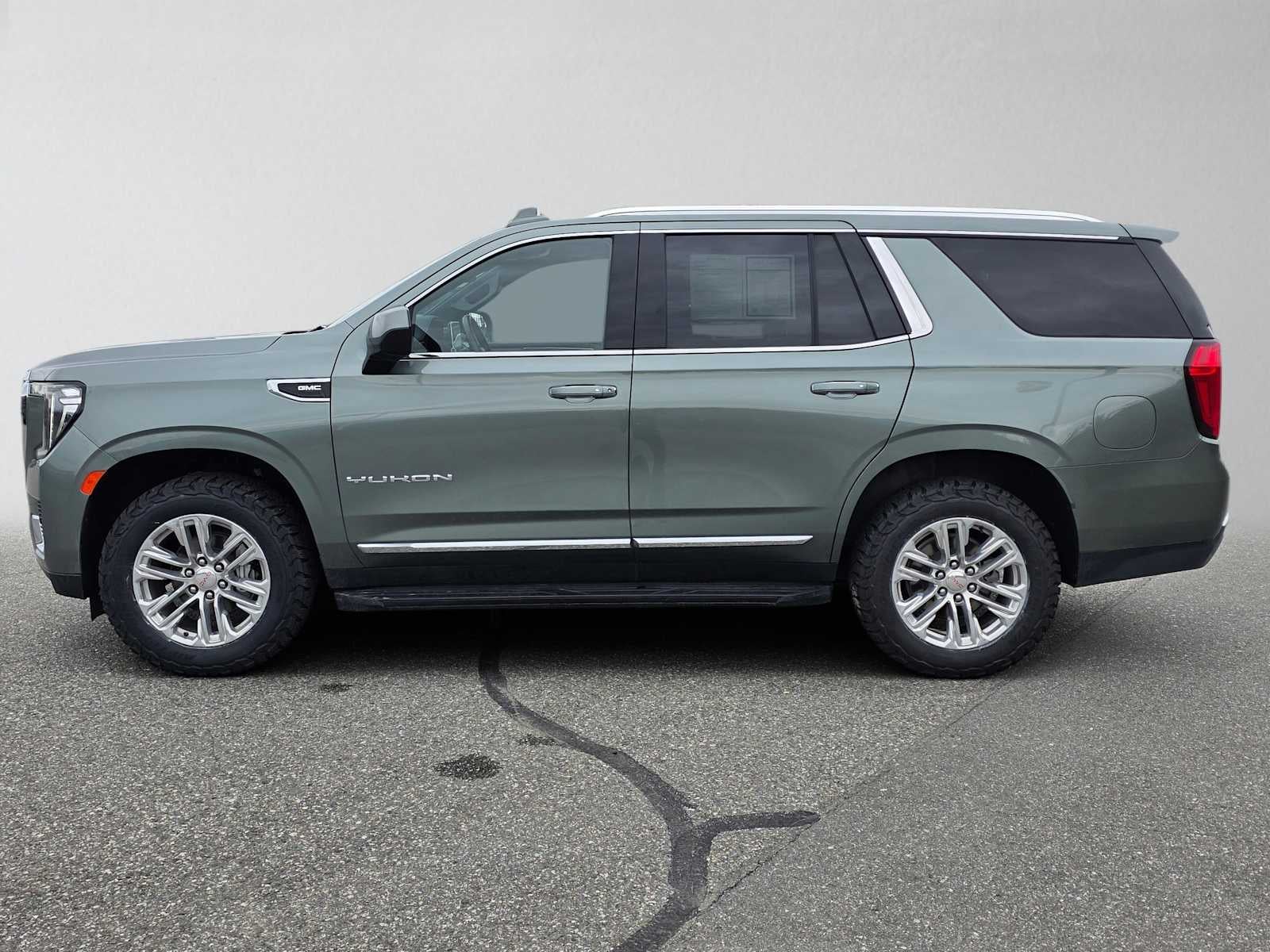 2024 GMC Yukon SLT
