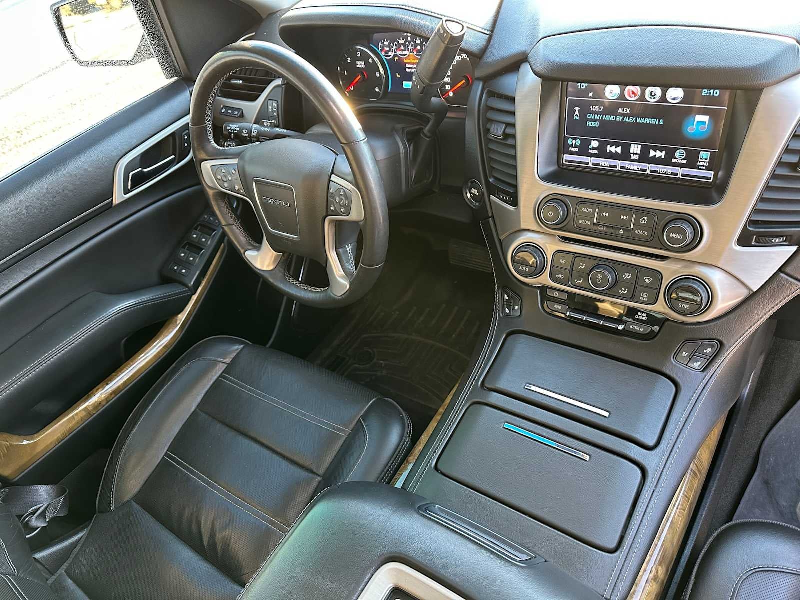 2017 GMC Yukon Denali