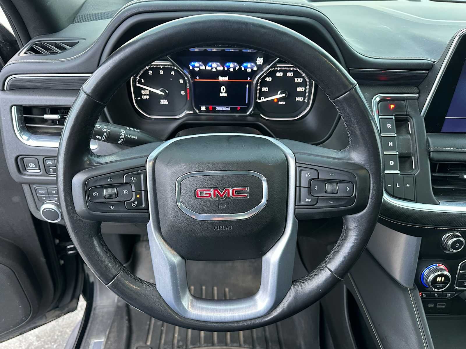 2021 GMC Yukon XL SLT