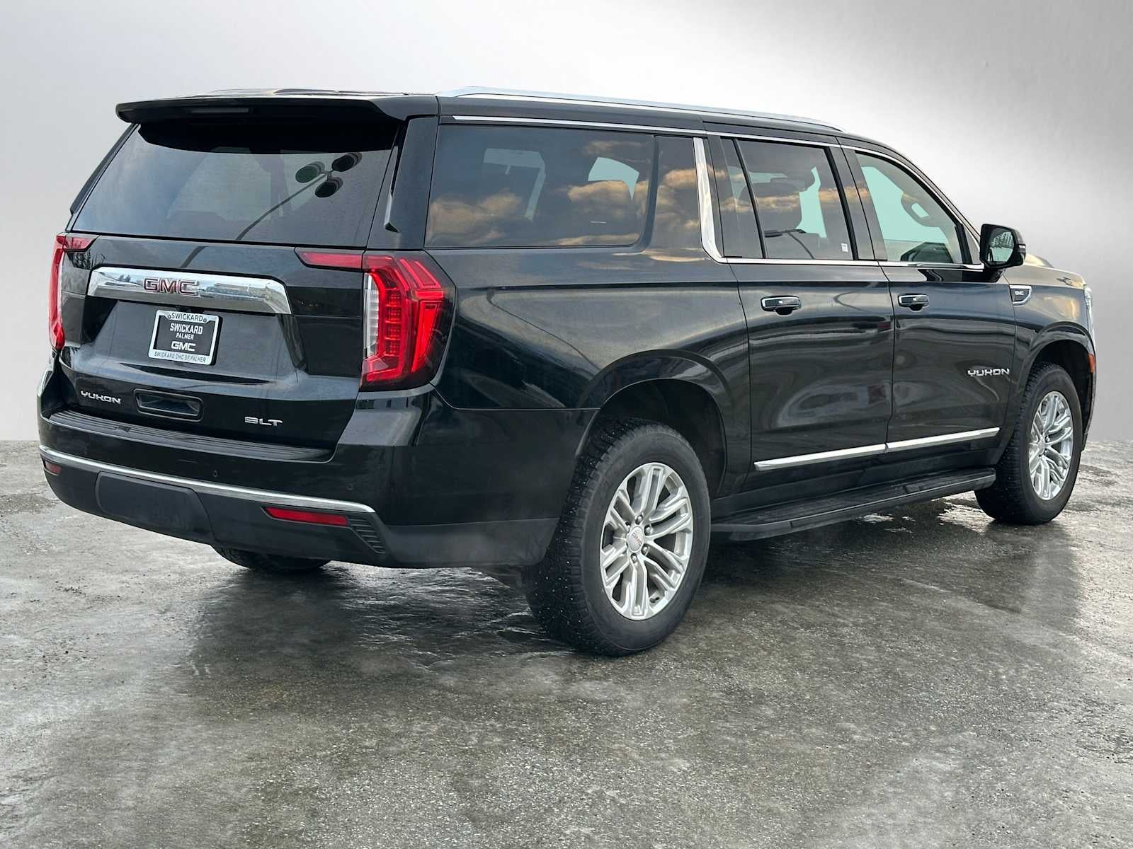 2021 GMC Yukon XL SLT