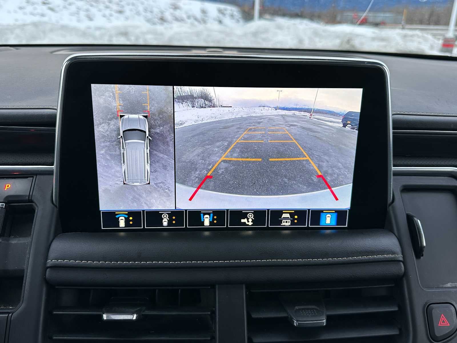 2021 GMC Yukon XL SLT