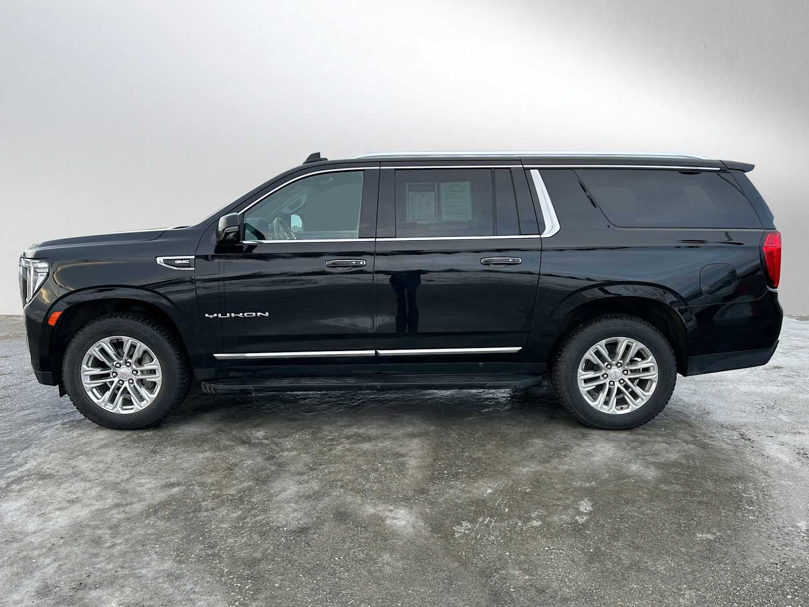 2021 GMC Yukon XL SLT