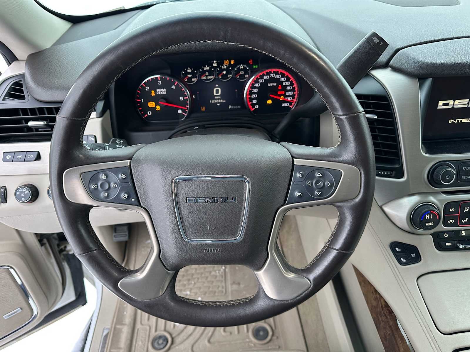 2015 GMC Yukon XL Denali