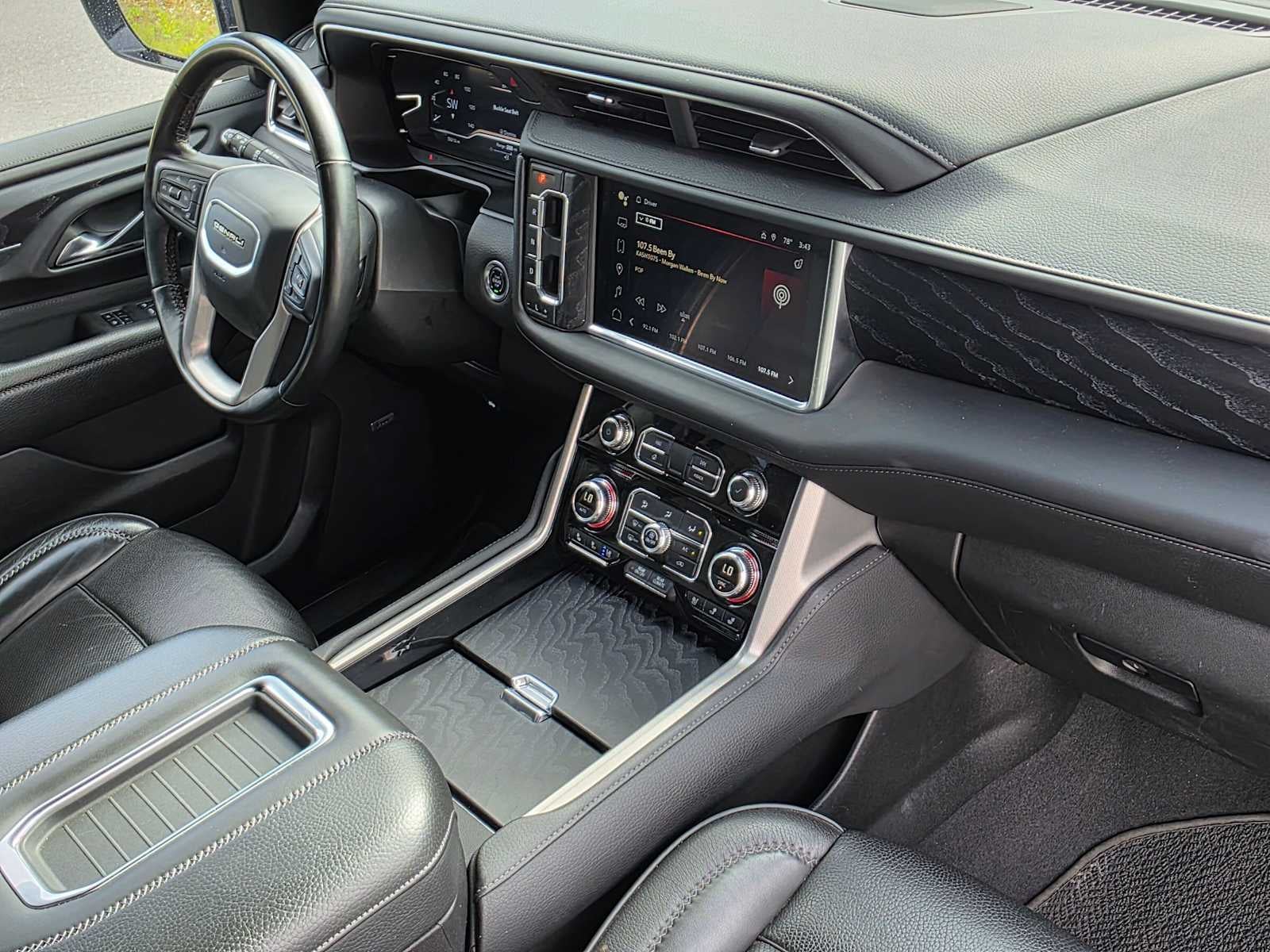 2024 GMC Yukon XL Denali