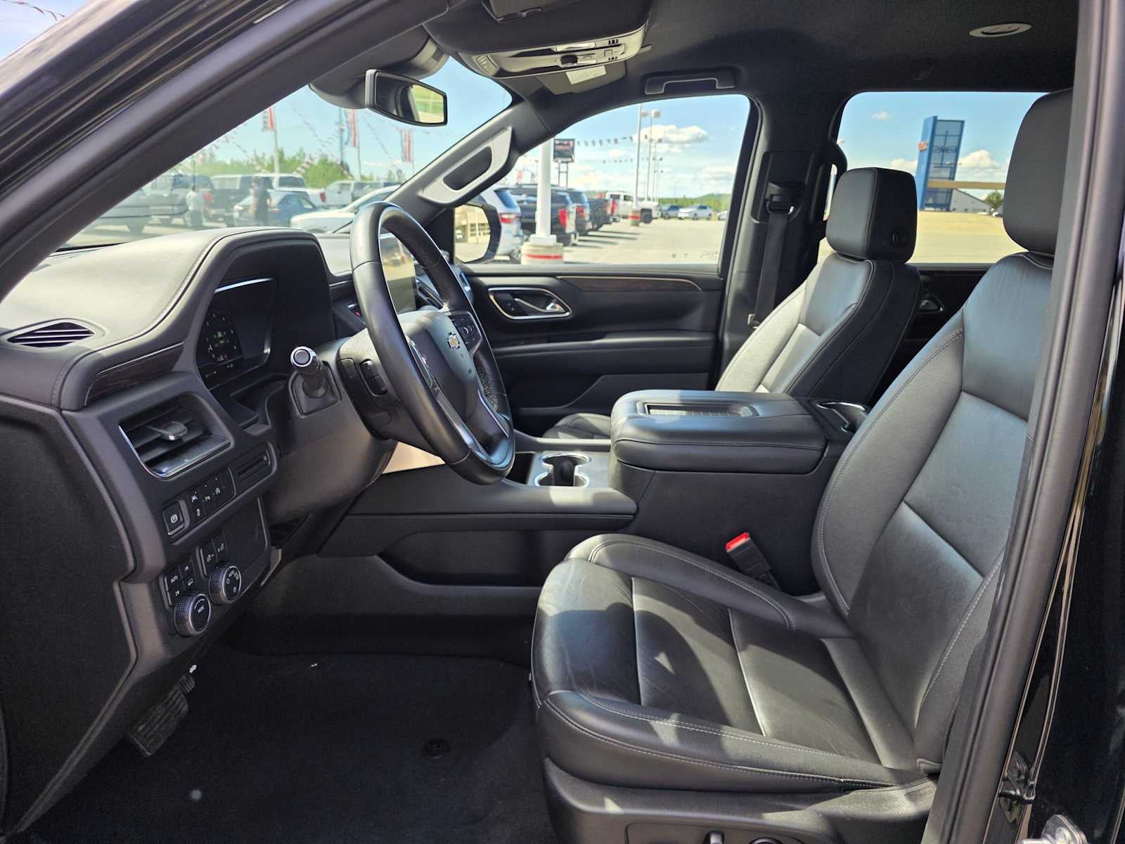 2024 Chevrolet Suburban LT