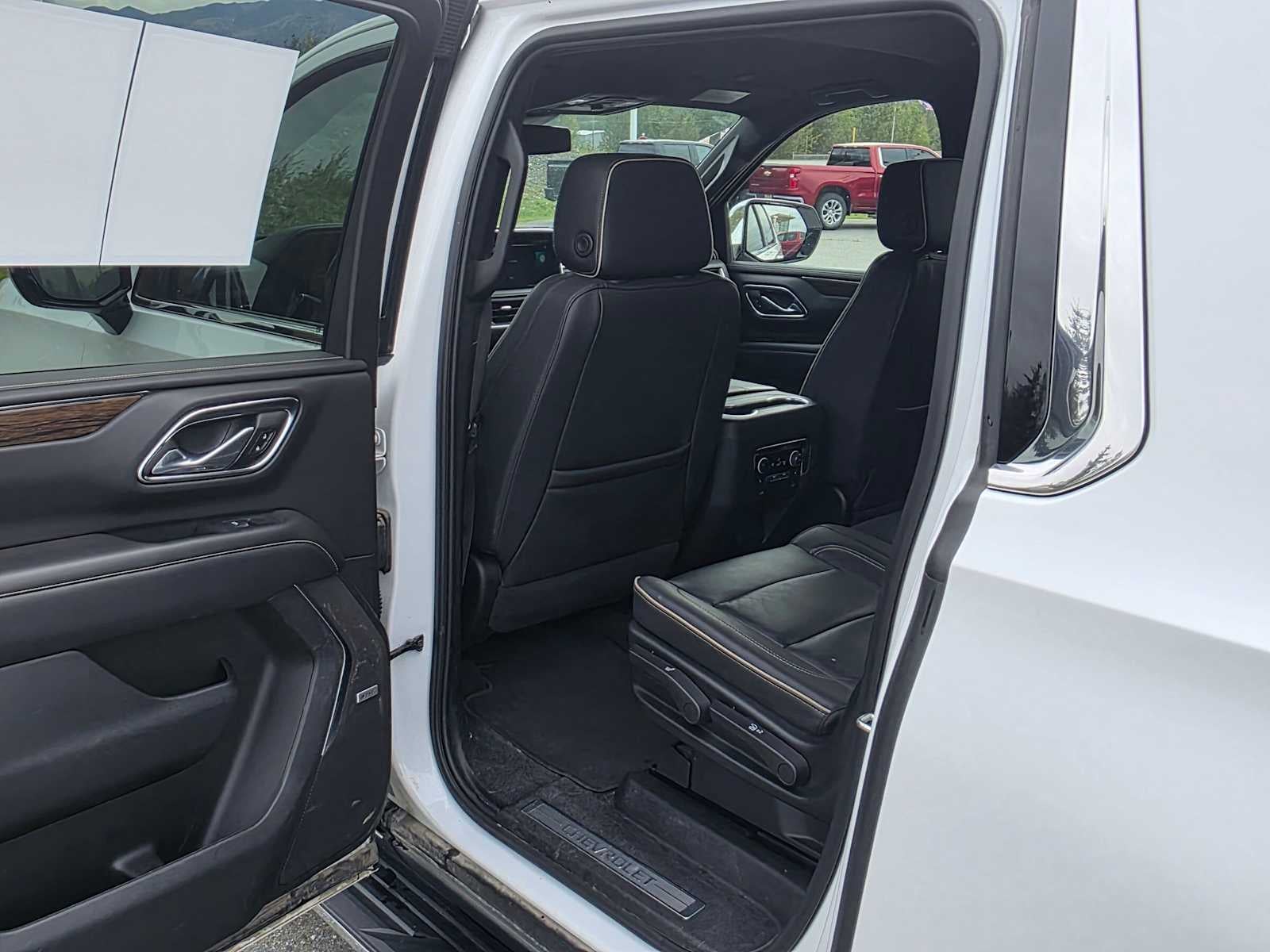 2024 Chevrolet Suburban Premier