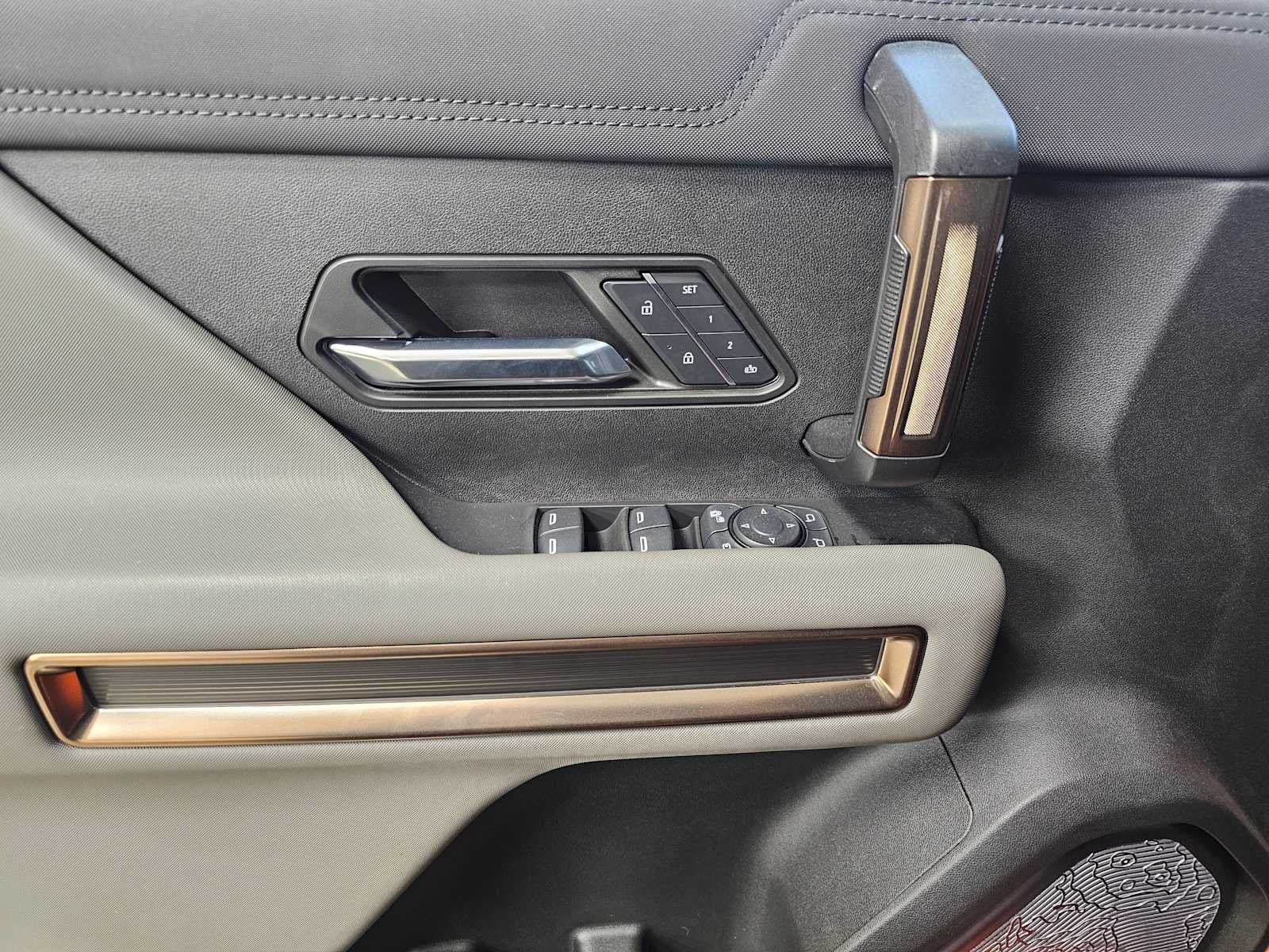 2024 GMC HUMMER EV Pickup 2X