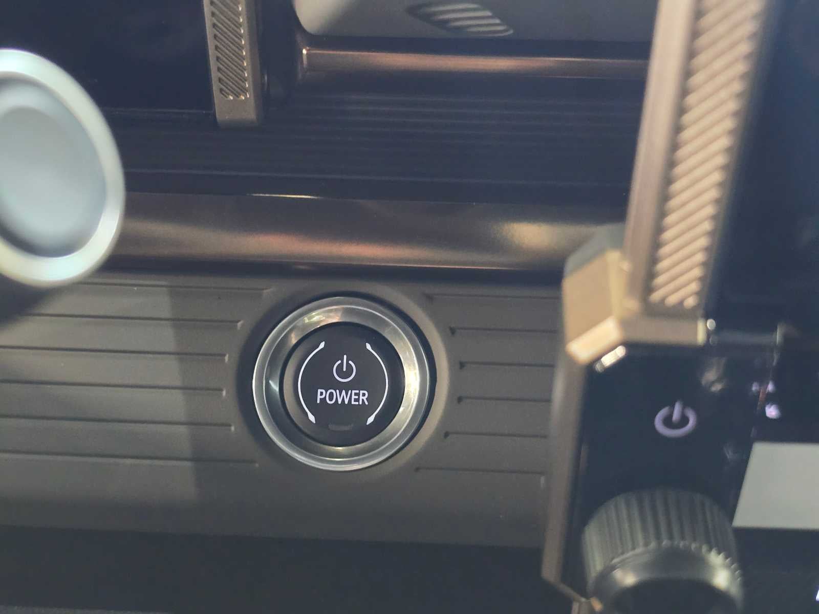 2024 GMC HUMMER EV Pickup 2X