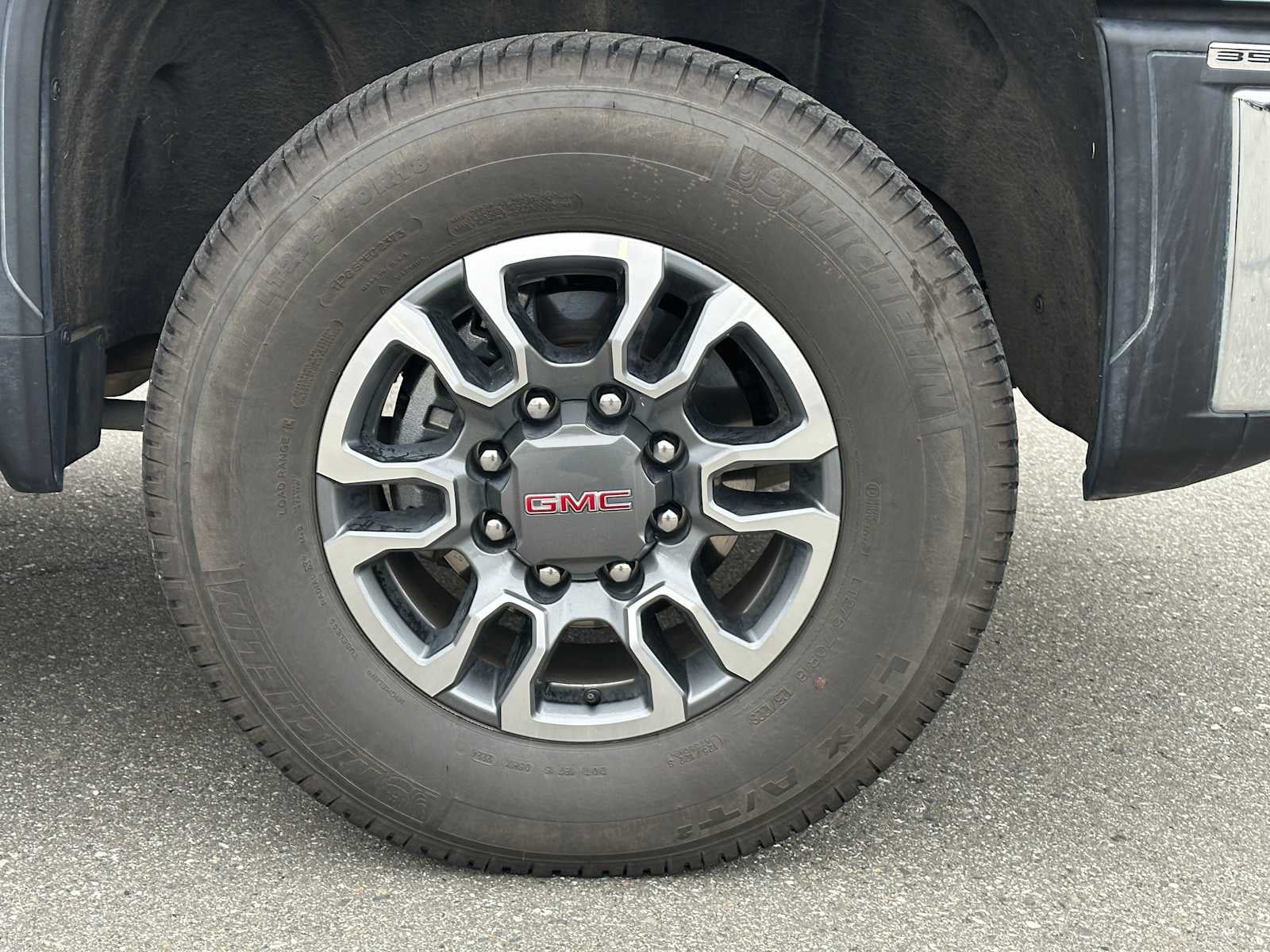 2024 GMC Sierra 3500 HD SLE