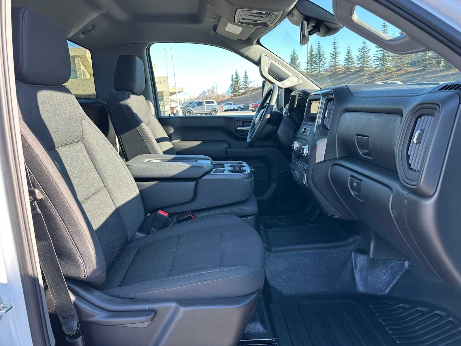 2025 GMC Sierra 2500 HD Pro