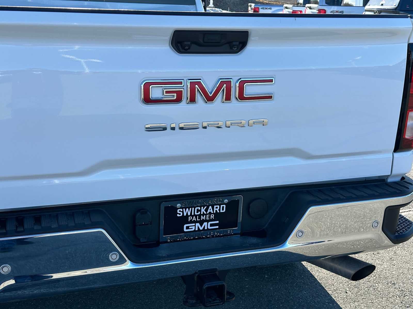 2025 GMC Sierra 2500 HD Pro