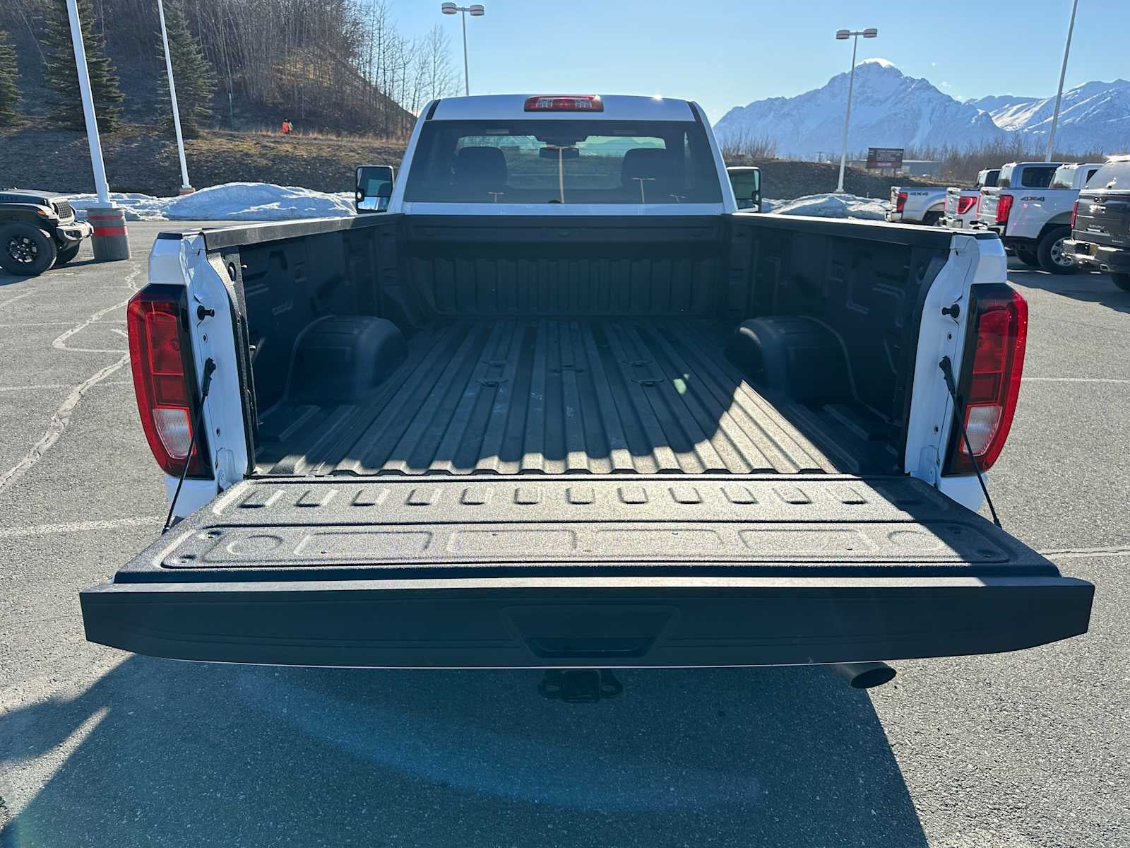 2025 GMC Sierra 2500 HD Pro