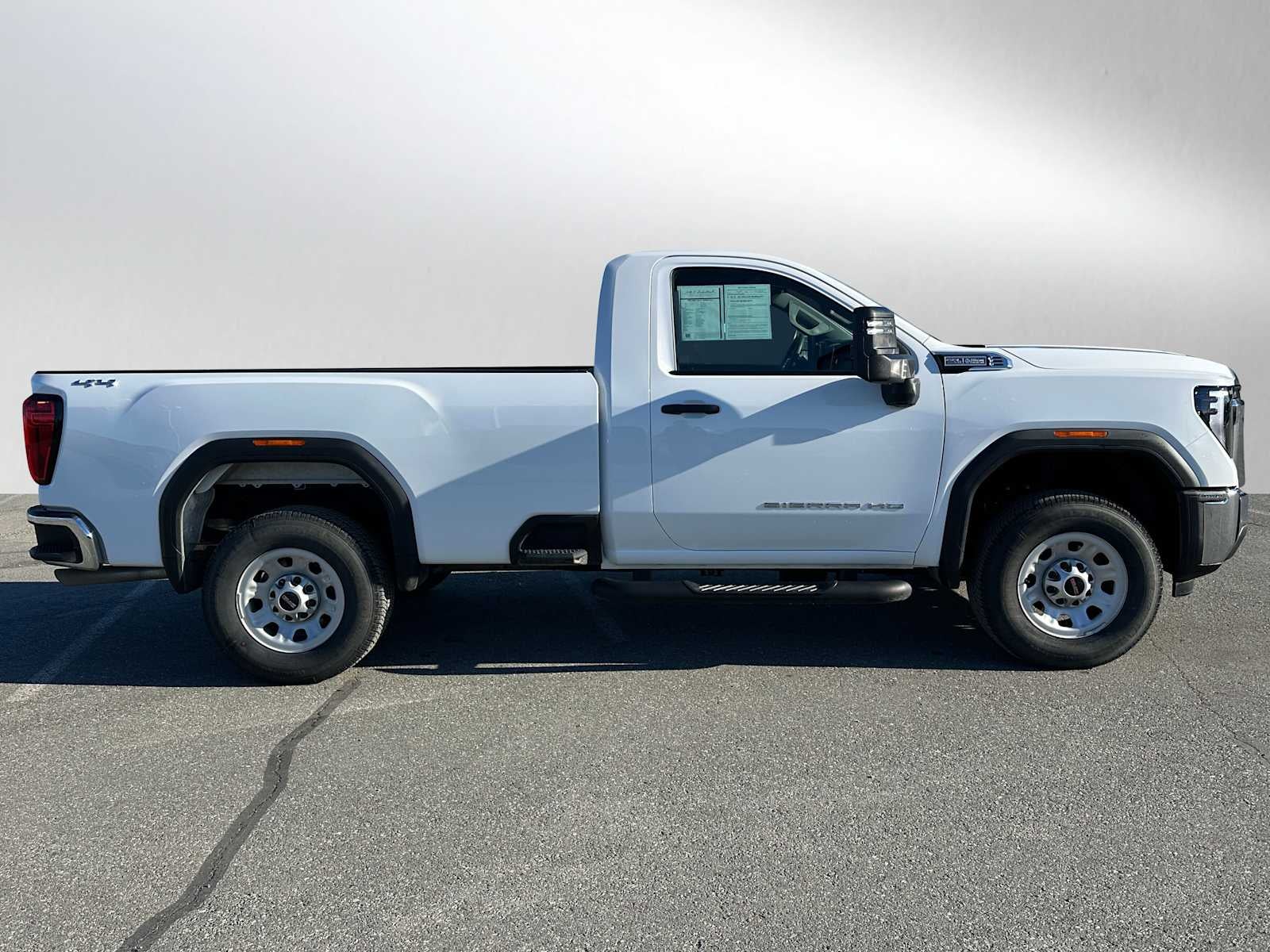 2025 GMC Sierra 2500 HD Pro