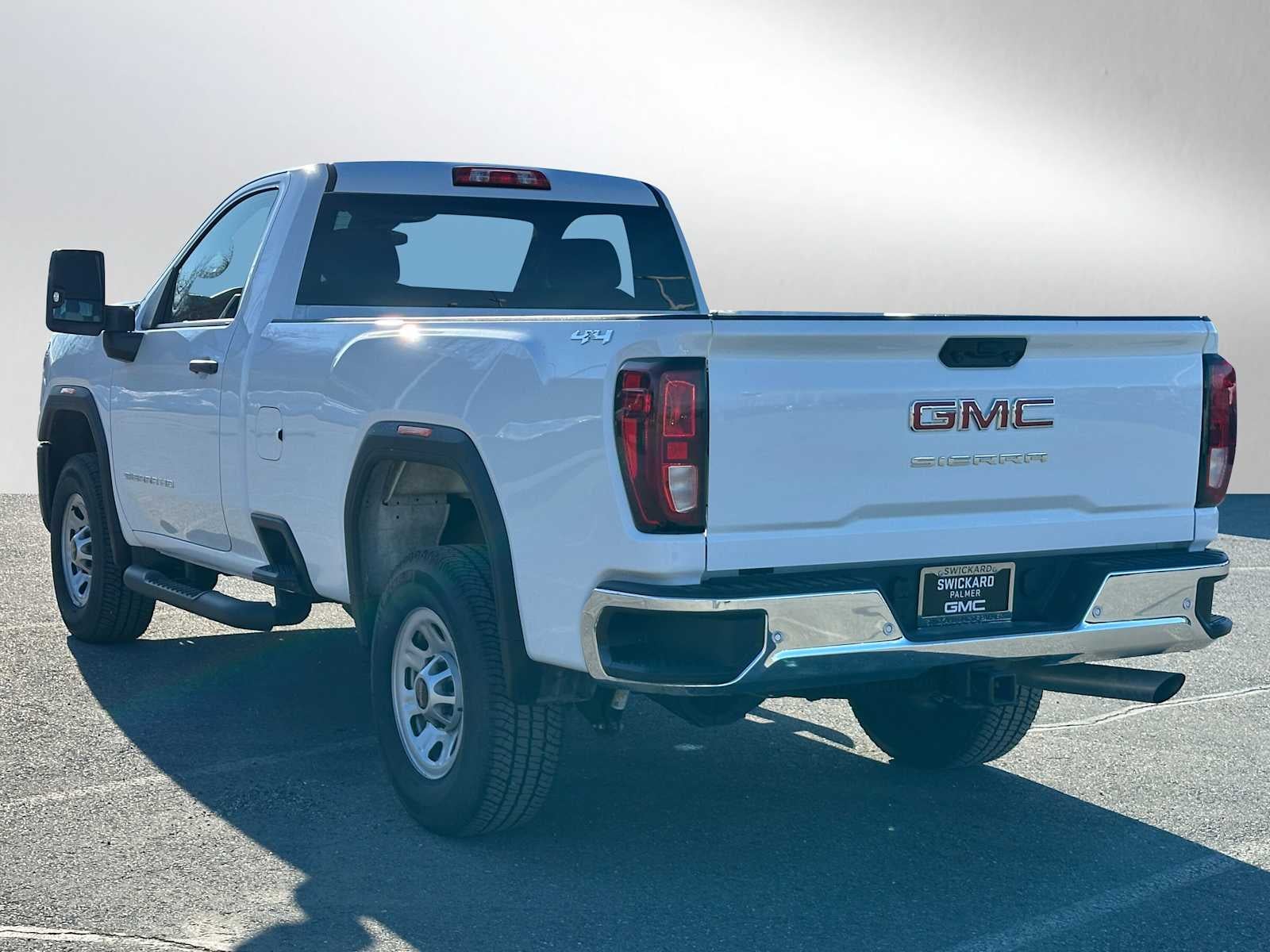 2025 GMC Sierra 2500 HD Pro