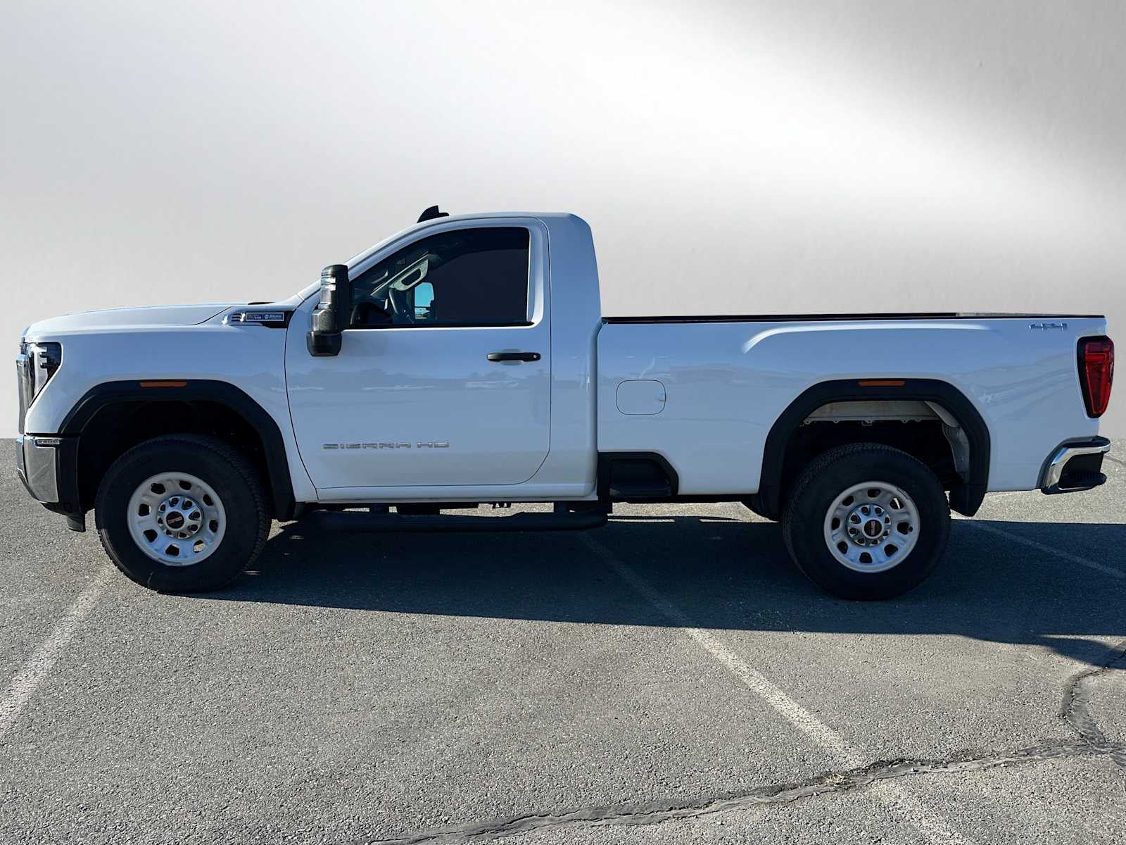 2025 GMC Sierra 2500 HD Pro