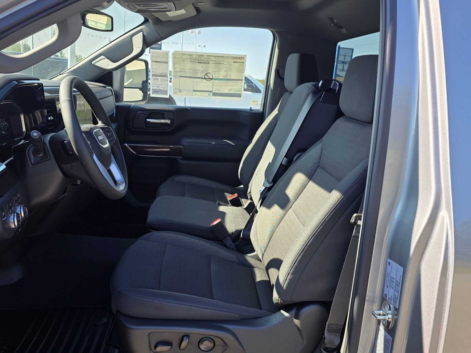 2026 GMC Sierra 3500 HD SLE DRW