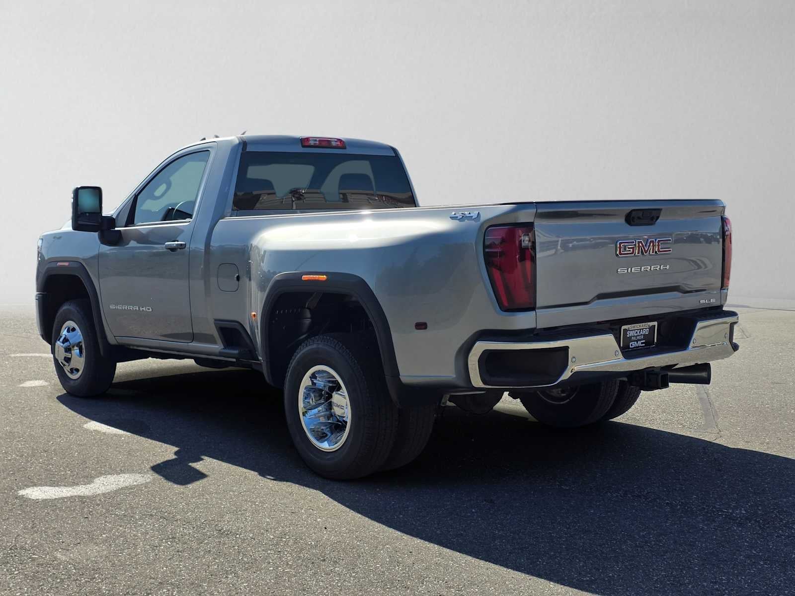 2026 GMC Sierra 3500 HD SLE DRW