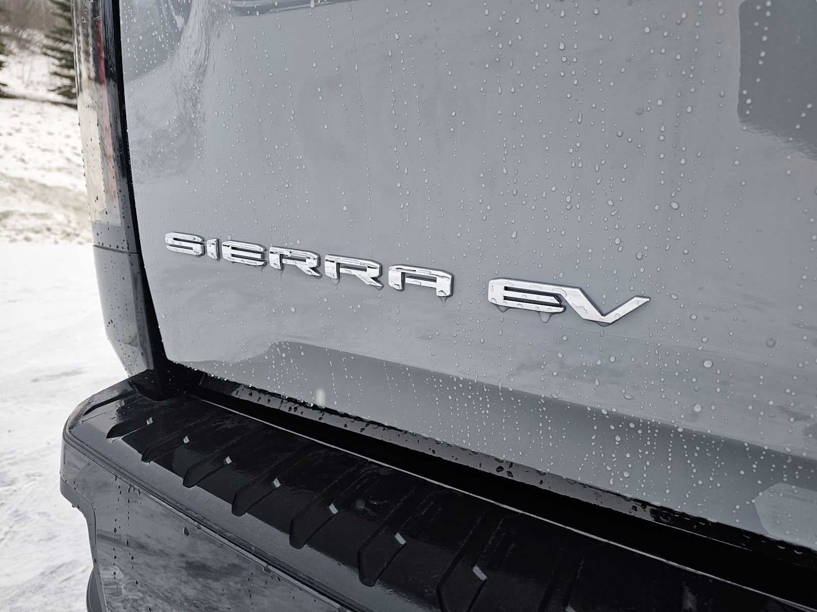 2024 GMC Sierra EV Denali Edition 1