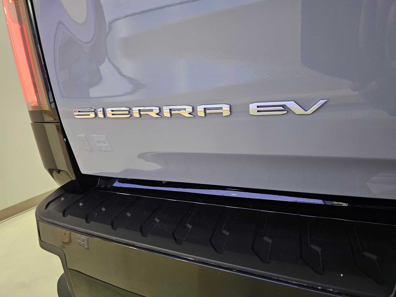 2024 GMC Sierra EV Denali Edition 1
